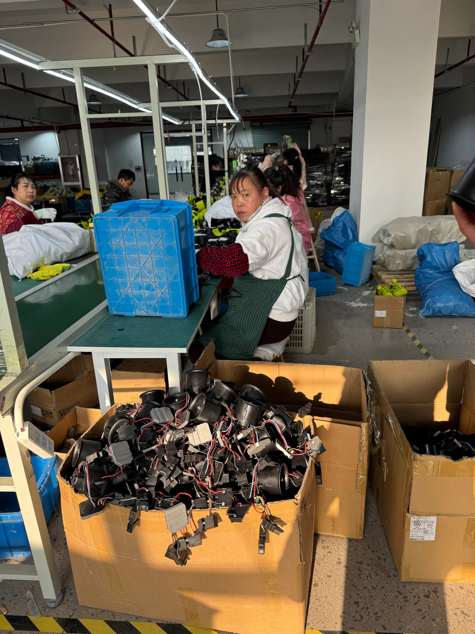 A factory visit connected with TOOLAZO's first shipment from China